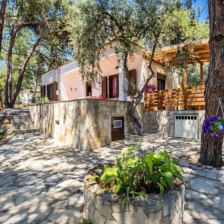 Olga ヴィラ ペフカリ